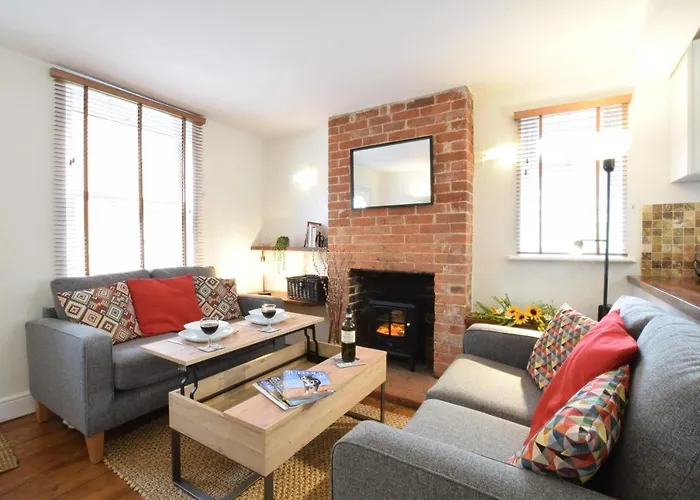 1 Tailors Cottage, Woodbridge